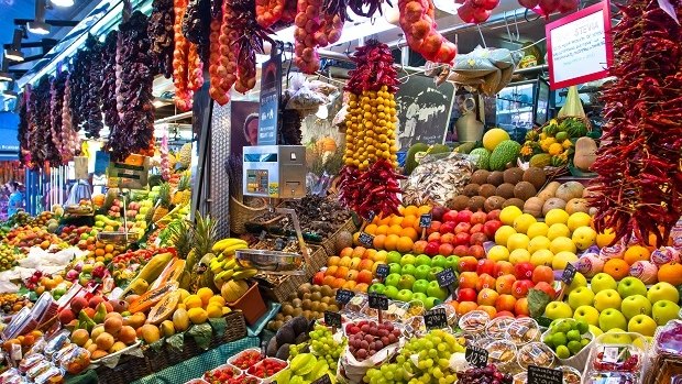 Fruit and vegetable prices fell 3 per cent for the quarter.
