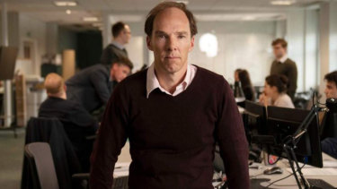 Benedict Cumberbatch jako Dominic Cummings, strateg kampanii Brexit Leave, w Brexit: An Uncivil War, film Channel 4. 