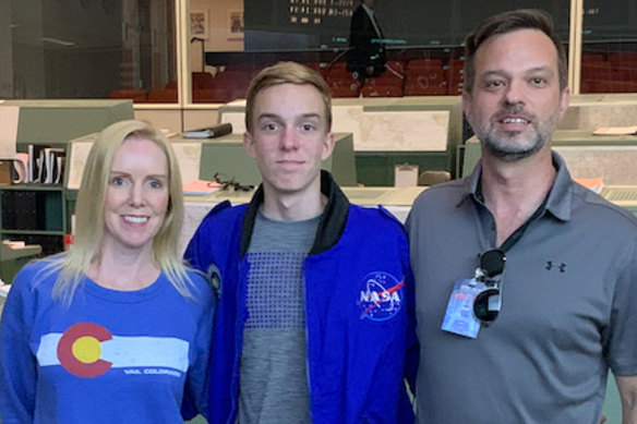 Jason Nitz with his son Harrison and wife Julie. 