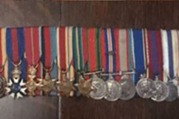 These war medals awarded to Dunlop were stolen from a Toorak property. 
