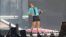 Harry Styles collapses during concert