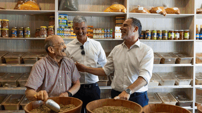 Secret spices, fantastic falafels and crispy chicken: Foodie paradise on new metro (australia) — SMH