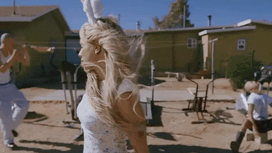 Slayyyter emerges as a breakout pop success with “The Worst Girl in America” acclaim