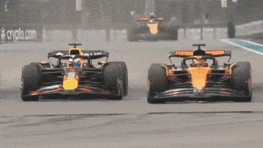 Piastri overtakes Verstappen in Miami.