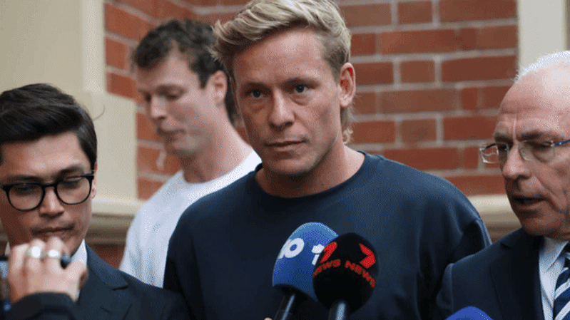 Suspended players return to Swans HQ, apologise to club
