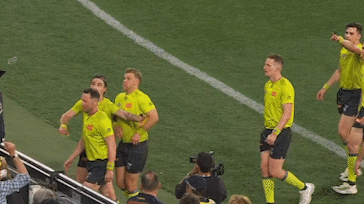 Brisbane beat Hawthorn in epic AFL prelim amid late umpiring controversy