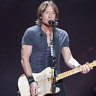 Keith Urban’s tour production manager, 72, dies after falling from stage