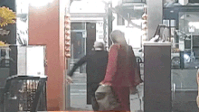 looper of a confrontation at a restaurant from an ACA story.
