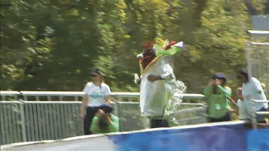 The Moomba Birdman Rally in full flight.