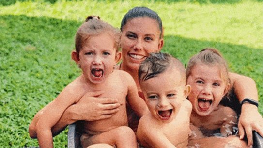 Hannah, Aaliyah, Laianah and Trey; and Hannah with
friends Lou Farmer, Michelle
Keating and Nikki Brooks.