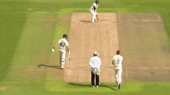 Dave Warner v Stuart Broad