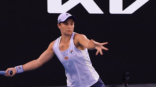 Ash Barty forehand.