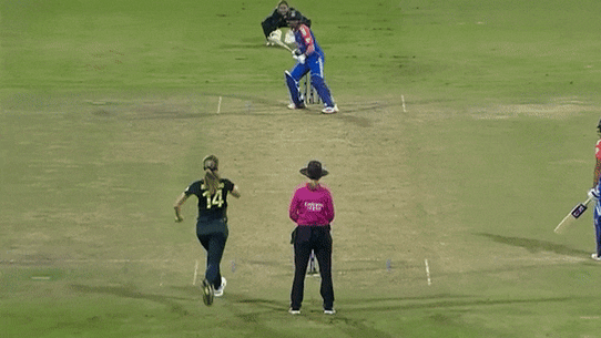 Annabel Sutherland iced the game in the final over as Australia beat India at the T20 World Cup.