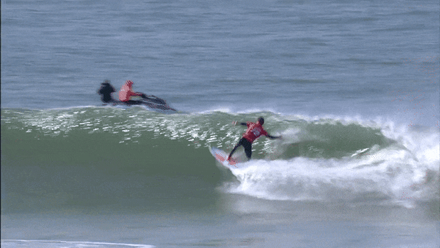 Alley oop! Watch Aussie surfer Jack Robinson’s high-flying move in Portugal