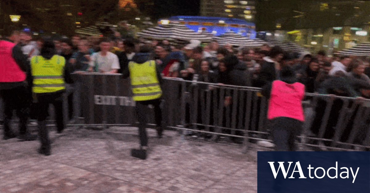 Women's World Cup 2023: Matildas Federation Square flare-throwers targeted by Victoria Police - Vimarsana News