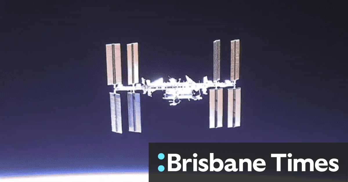 Российский спутник РЕСУРС-П1 распался в космосе, заставив астронавтов МКС укрыться