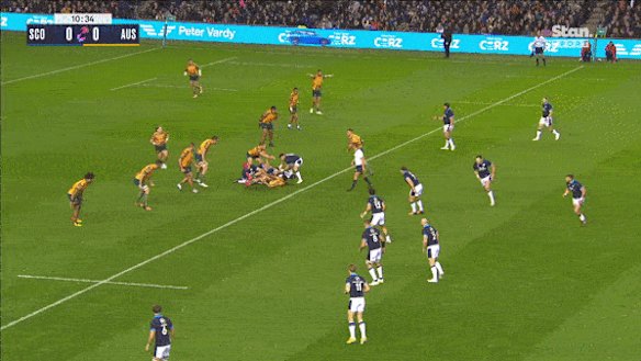 Ollie Smith scores against the Wallabies at Murrayfield.
