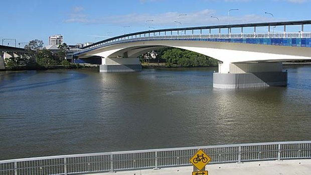 A witness saw a "big splash" underneath the Milton end of the Go Between Bridge on November 19.