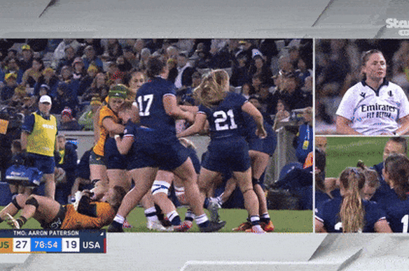 USA star Alev Kelter is sent off for stomping against Australia.