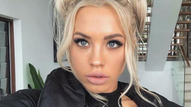 Tammy Hembrow Is Super Embarrassed After Being Stretchered From