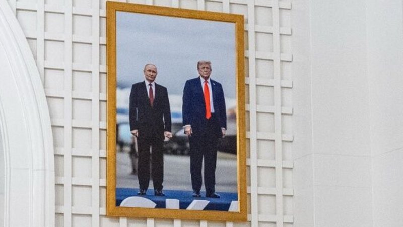 ‘OK of me but nice of him’: Trump hangs photo of Putin in White House