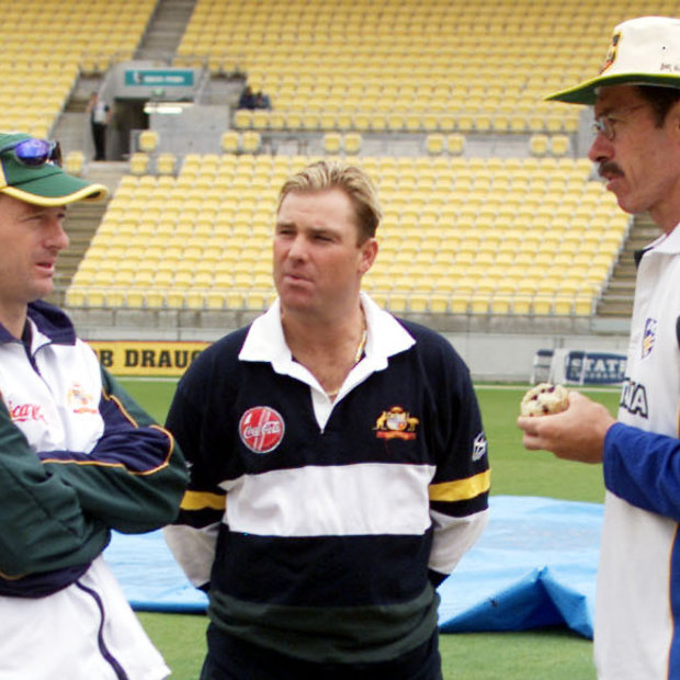 Steve Waugh, Shane Warne and John Buchanan chat before an ODI in New Zealand in 2000.