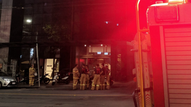 Around 200 people were evacuated from a high-rise building in Latrobe St before 6am due to a balcony fire. Occupants of the 28th floor apartment weren't home when the blaze occurred. 