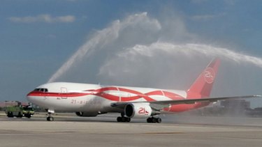 Venezuelan authorities said a cargo plane belonging to 21air, a US-based company, has been delivering weapons to the country.