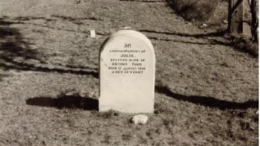 Julia Ford's grave at Deebing Creek in the 1940s.