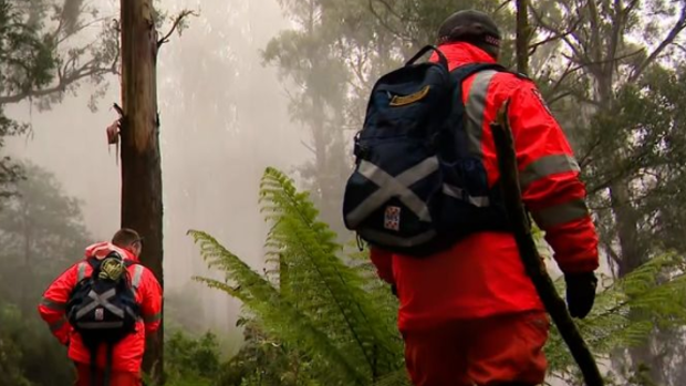 SES workers search for Susan Shaw in the area around Warburton, east of Melbourne.