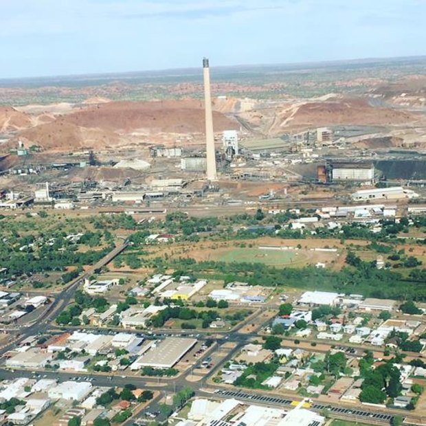 Bruce Preston's father Arthur worked as one of the head trainers at Mount Isa Mines, which was the major employer of the town.