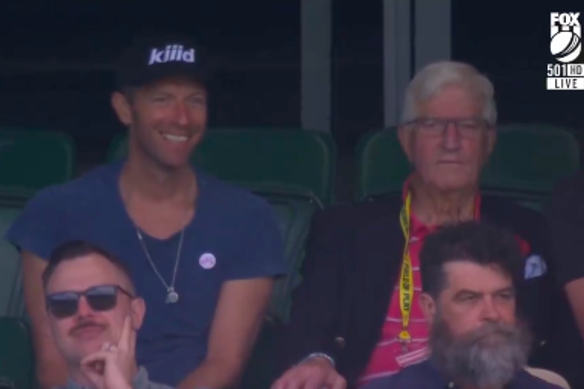 Coldplay singer Chris Martin and his dad watch Australia take on Pakistan at the MCG.