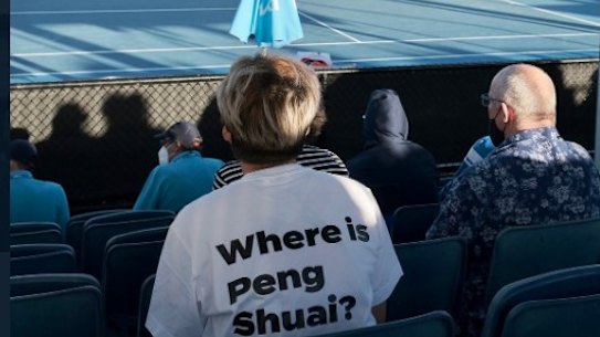 Peng Shuai supporters at the Australian Open.