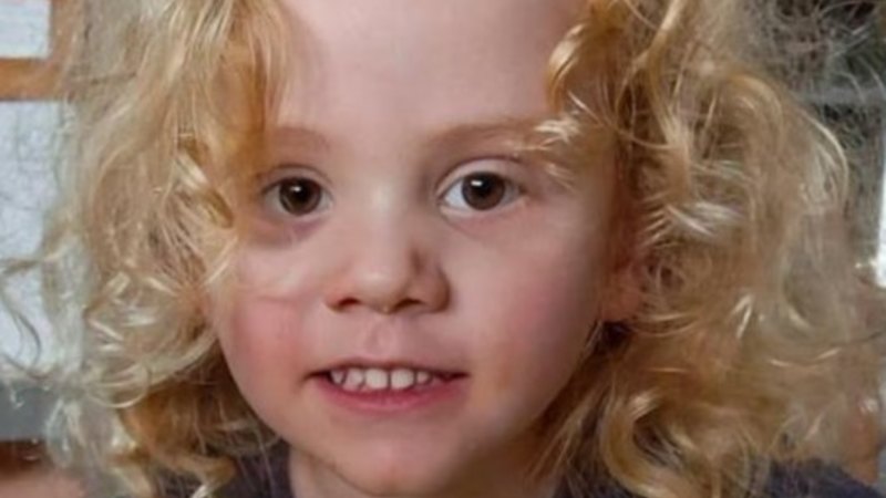 Gus Lamont’s family member a suspect as police treat four-year-old’s disappearance as a major crime