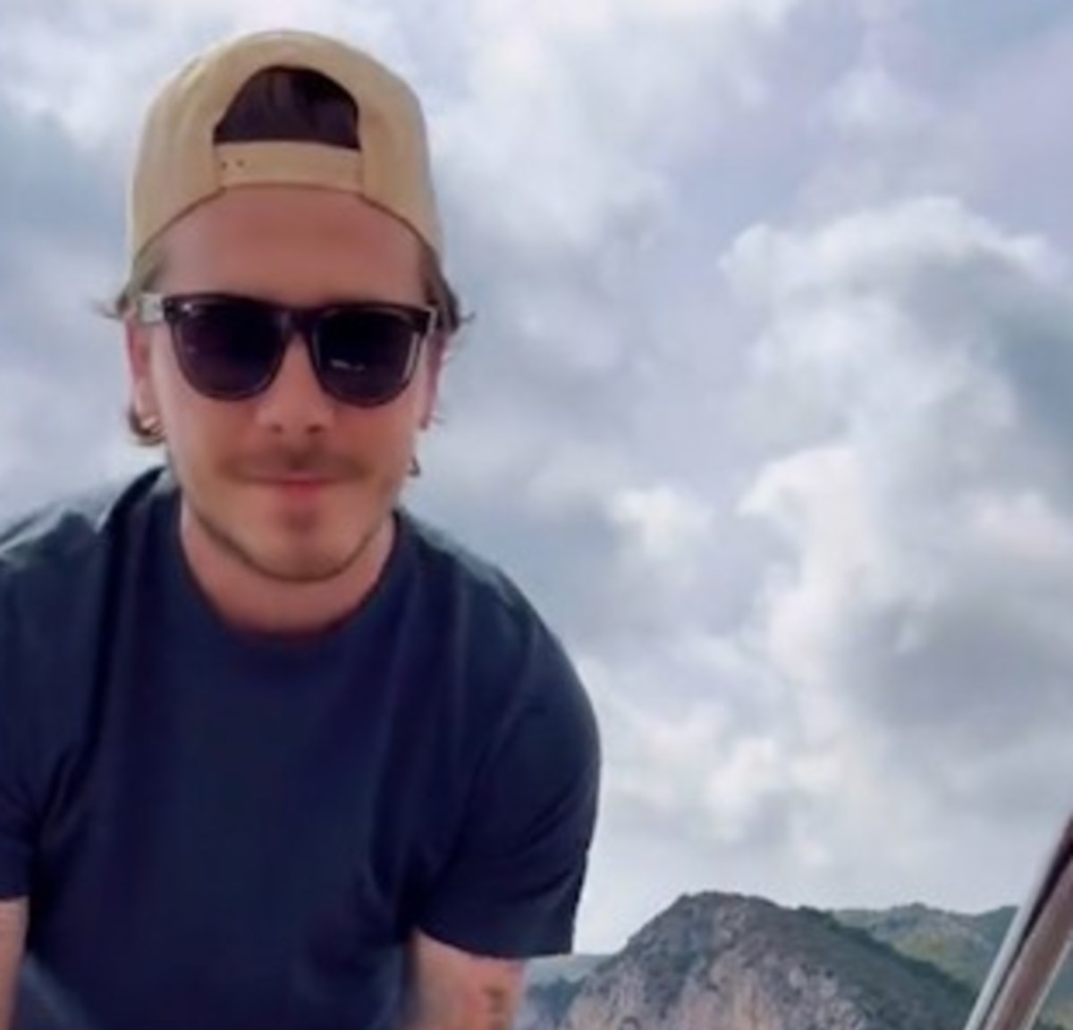Brooklyn Beckham shocks followers by cooking pasta in seawater