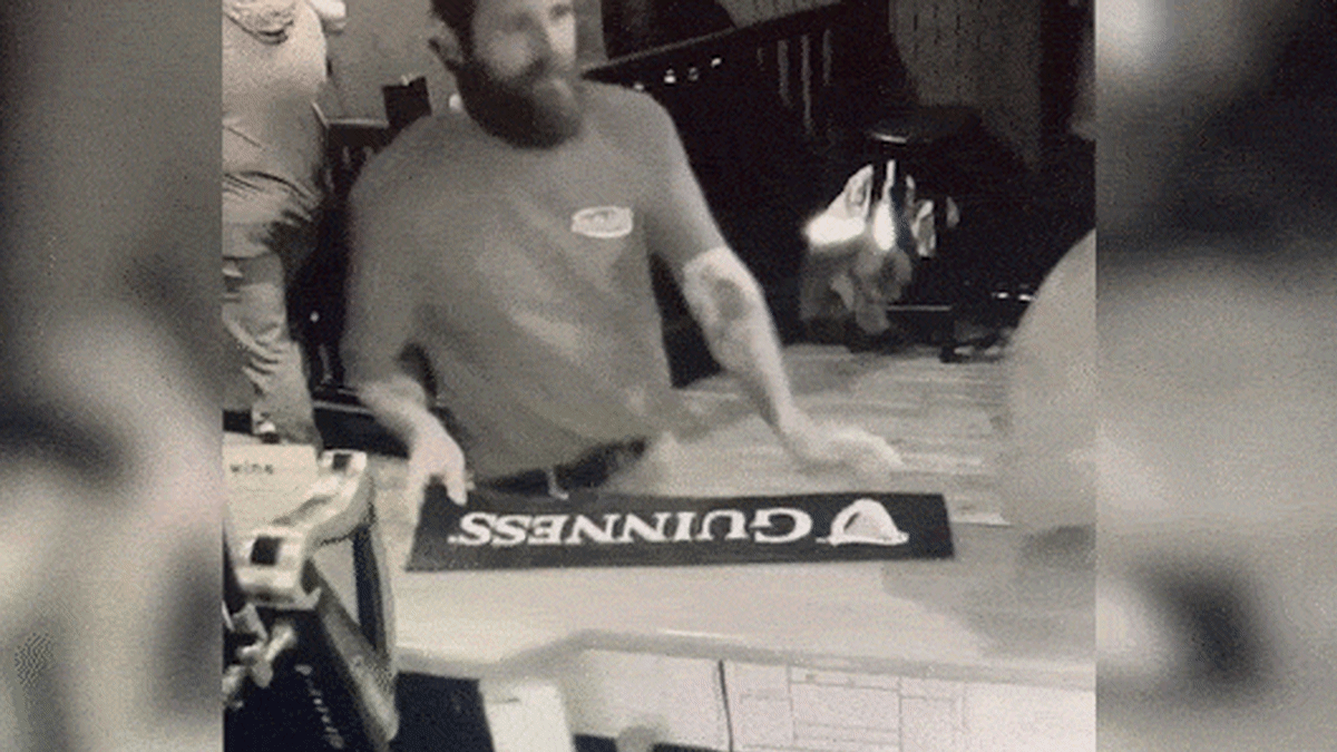 Pub patron wanted after sneaky move