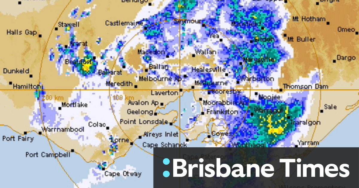 Melbourne weather: Rain hits Victoria as ski lodges evacuated - Vimarsana News