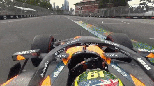 Piastri accepts a share of blame after pre-race disaster, Russell wins for Mercedes