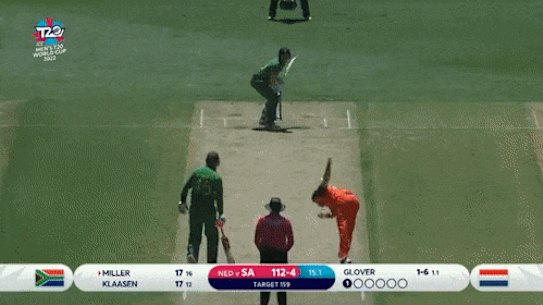 Roelof van der Merwe took a screamer.