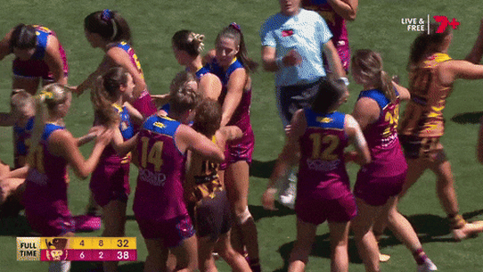 Tilly Lucas-Rodd and Nat Grider exchange words after the siren in their qualifying final.