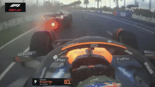 Oscar Piastri overtakes Lewis Hamilton late in the race.