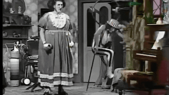 TV show Aunty Jack switches to colour in Australia in 1975.