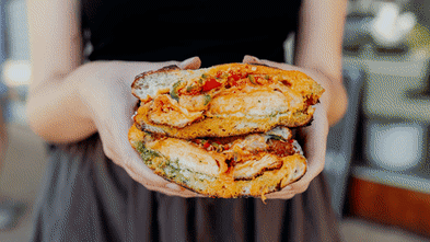 You haven’t lived until you’ve eaten this spicy vodka chicken cotoletta panuozzo