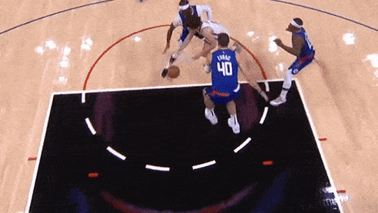 Josh Giddey executes his signature spin move against the LA Clippers in 2021.