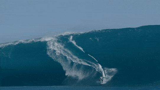 Teahupo’o wipeout,