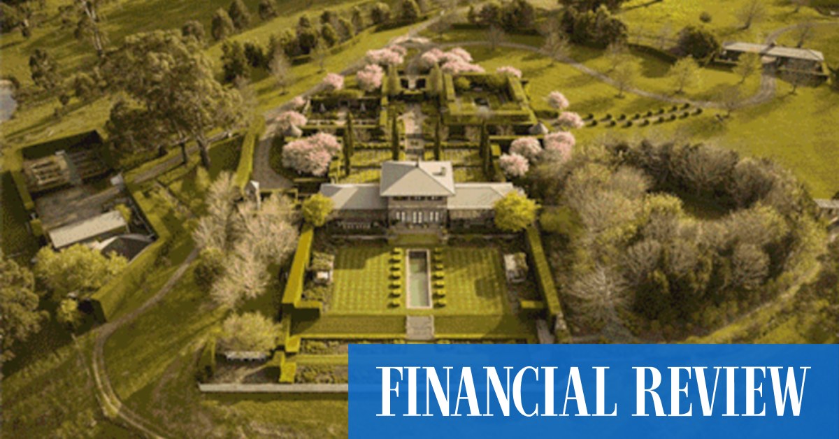 Luxury property: Paul Bangay, garden designer, on why he is selling Stonfields estate - Vimarsana News