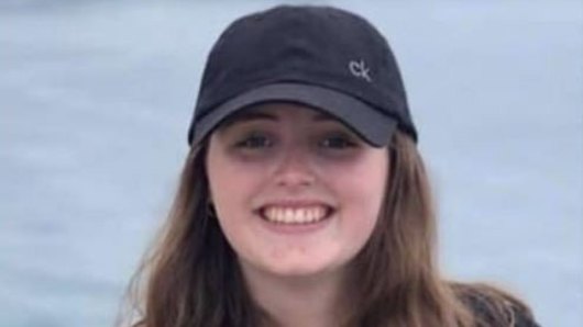 Alcohol was a contributing factor in the death of British backpacker Grace Millane, a forensic pathologist has told her murder trial.