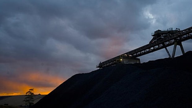 Anglo may export more Queensland coal with fewer truck drivers