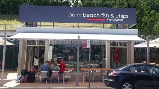 The exterior of Palm Beach Fish and Chips.