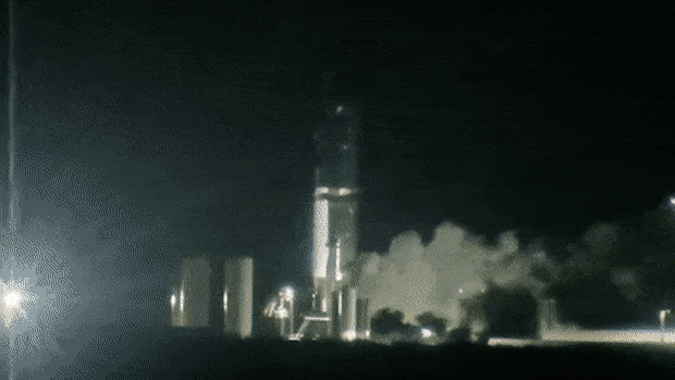 SpaceX rocket explodes whilst preparing for flight test.